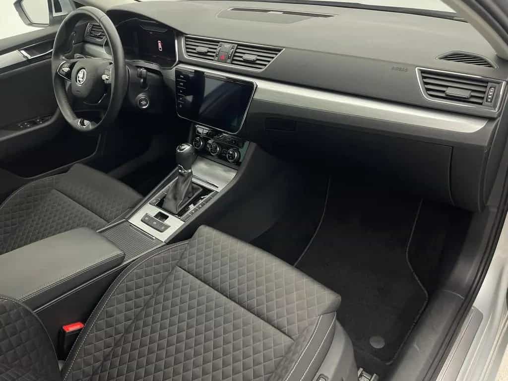 Skoda Superb Business *ACC*KAM*KEY*VIRT*PANO*LED*MEM* 02/2022-photo-13