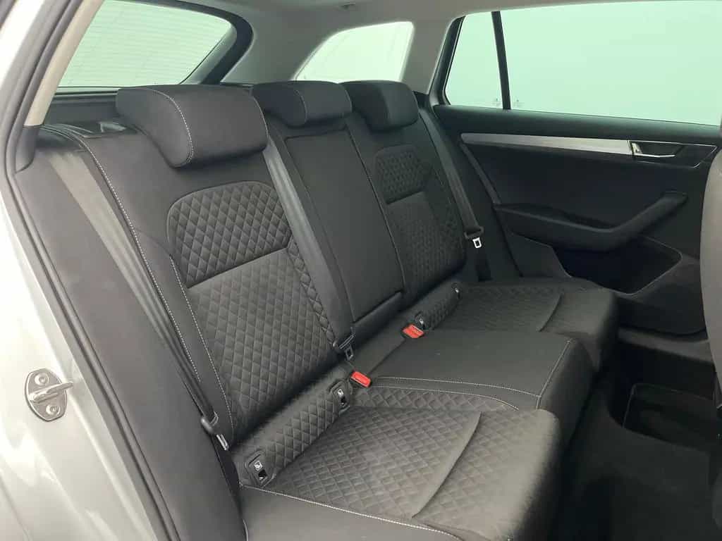 Skoda Superb Business *ACC*KAM*KEY*VIRT*PANO*LED*MEM* 02/2022-photo-17