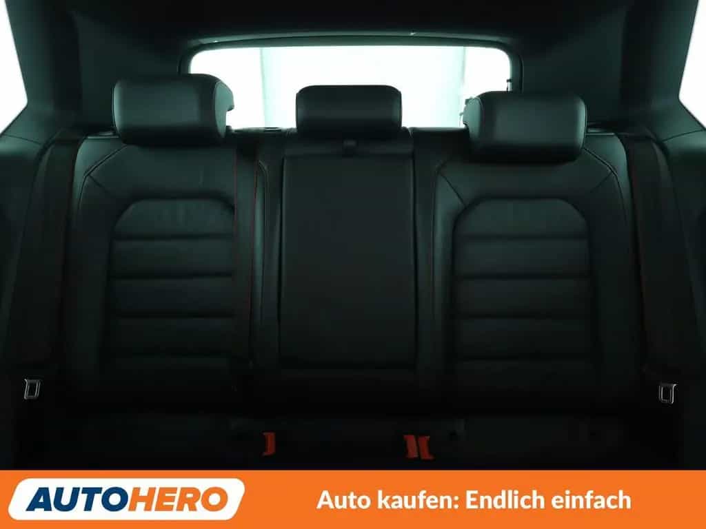 Volkswagen Golf 04/2016-photo-15