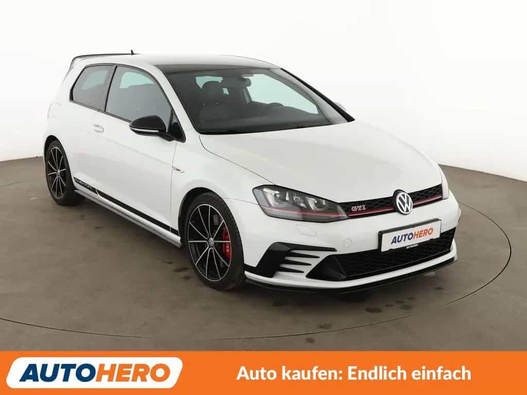 Volkswagen Golf 04/2016-photo-7