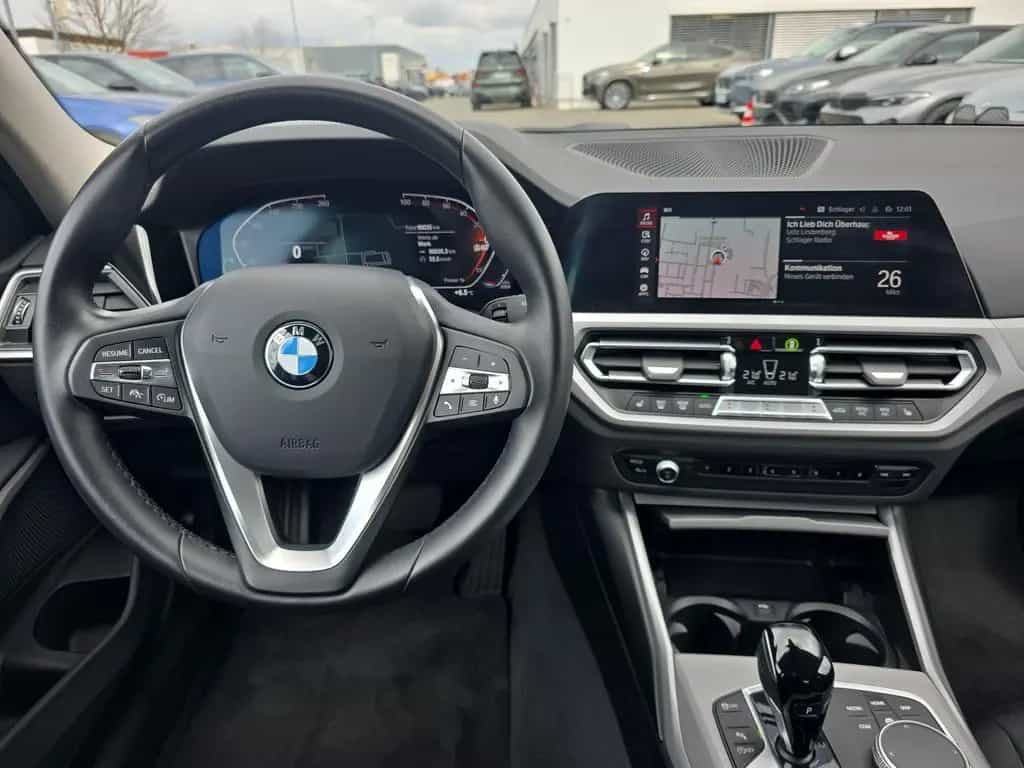 BMW 320 i Limousine Advantage Head-Up DAB WLAN Shz 08/2021-photo-14