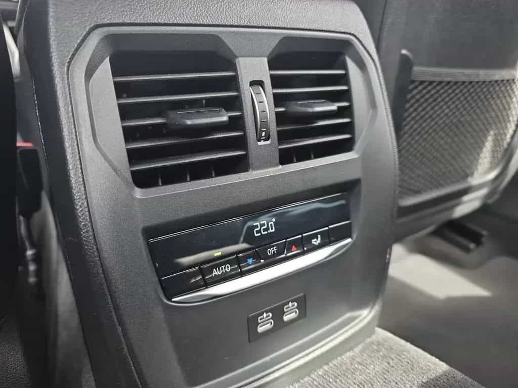 BMW 320 i Limousine Advantage Head-Up DAB WLAN Shz 08/2021-photo-19