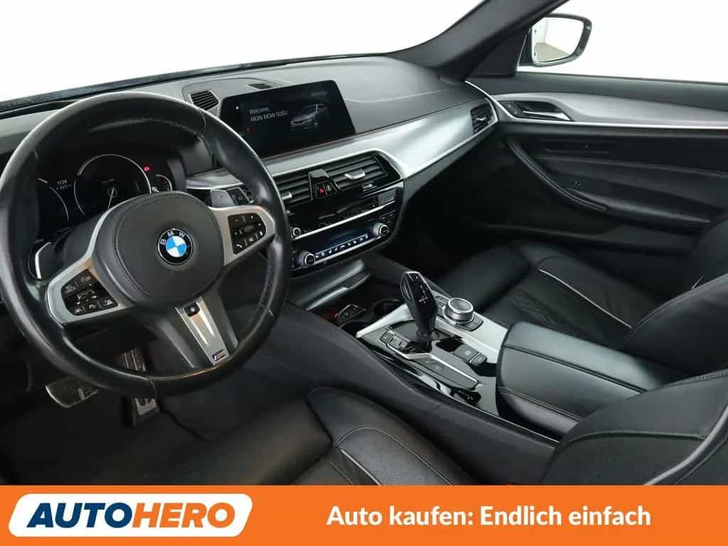 BMW 5 Series 520d M Sport Aut.*NAVI*LED*ACC*HUD*AHK*360° 03/2020-photo-10