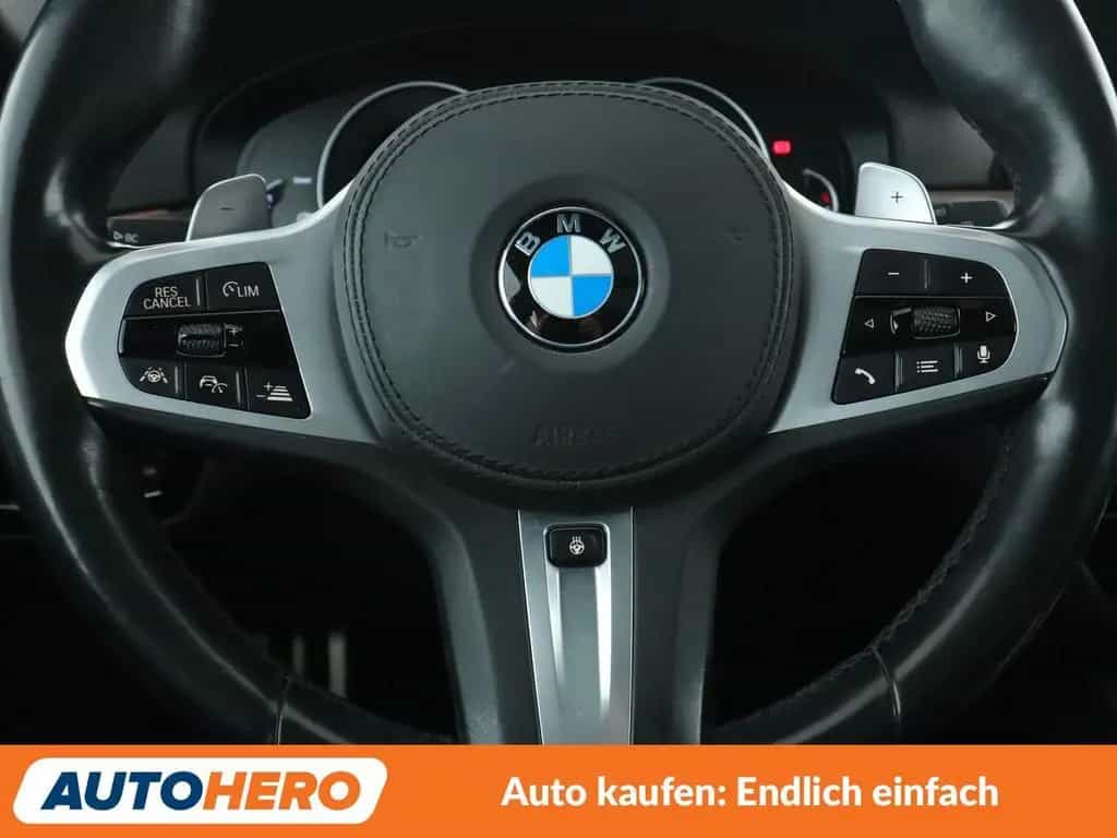 BMW 5 Series 520d M Sport Aut.*NAVI*LED*ACC*HUD*AHK*360° 03/2020-photo-18