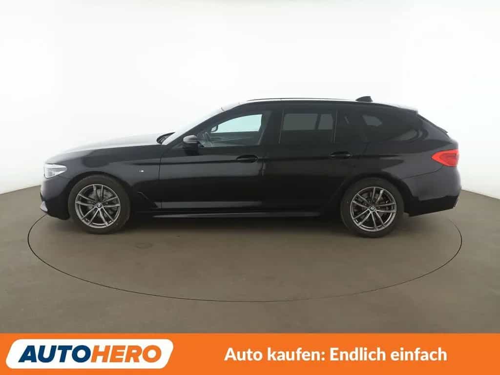BMW 5 Series 520d M Sport Aut.*NAVI*LED*ACC*HUD*AHK*360° 03/2020-photo-2