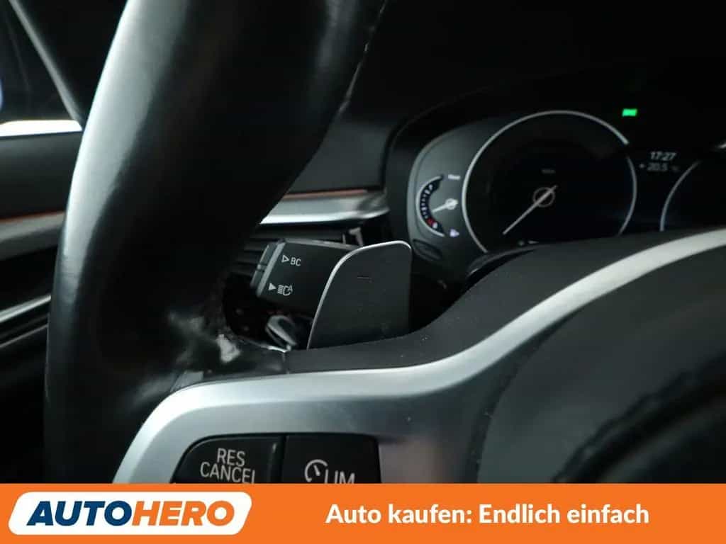 BMW 5 Series 520d M Sport Aut.*NAVI*LED*ACC*HUD*AHK*360° 03/2020-photo-29