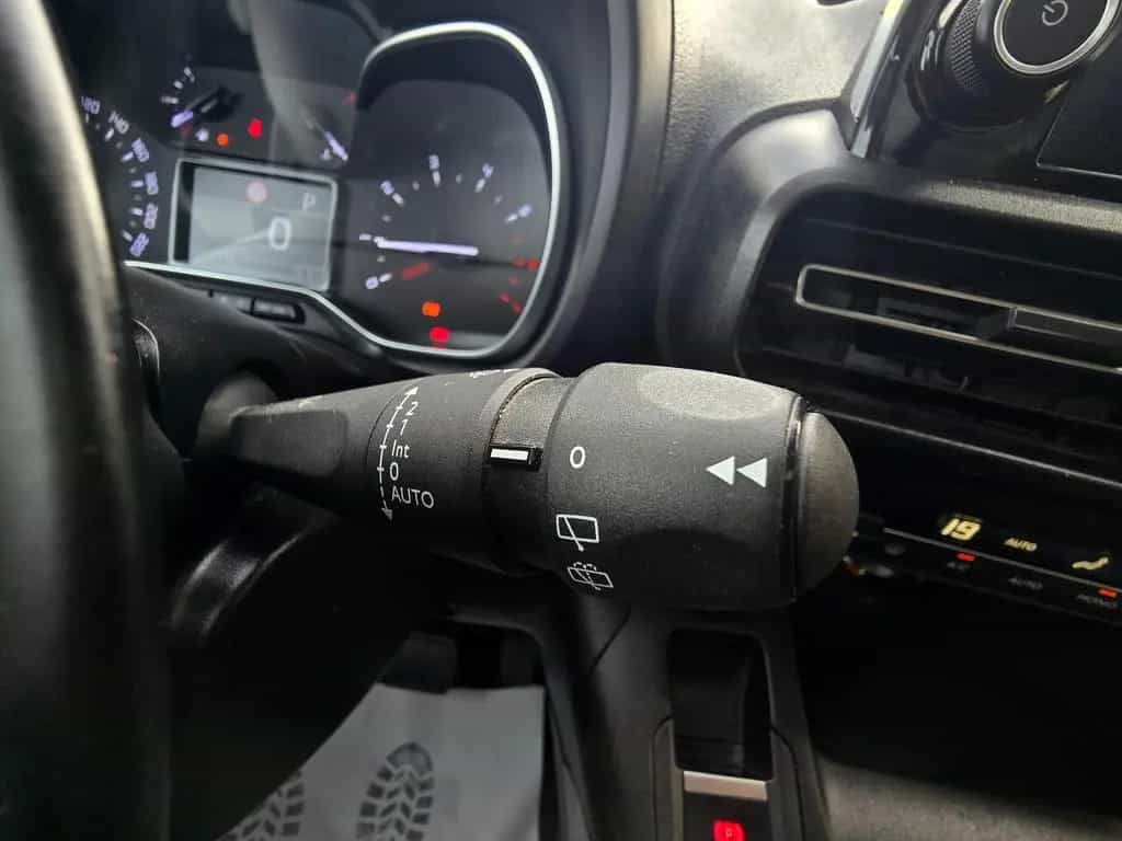 Toyota Proace City Verso 1.2 12V Turbo KAT 06/2021-photo-17