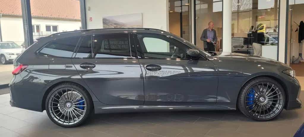 ALPINA D3 S Allrad Touring 20 Zoll AHK HiFi h/k Pano null-photo-4