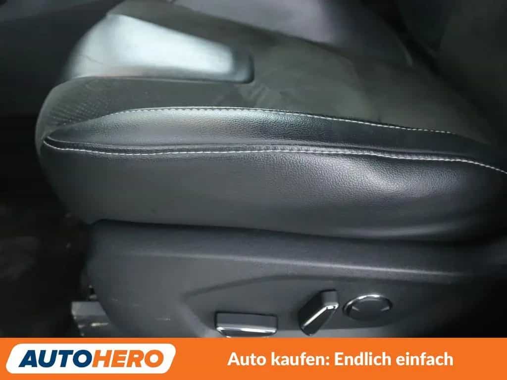 Ford S-Max 2.0 EcoBoost Titanium Aut.*NAVI*SPUR*PDC* 05/2017-photo-24
