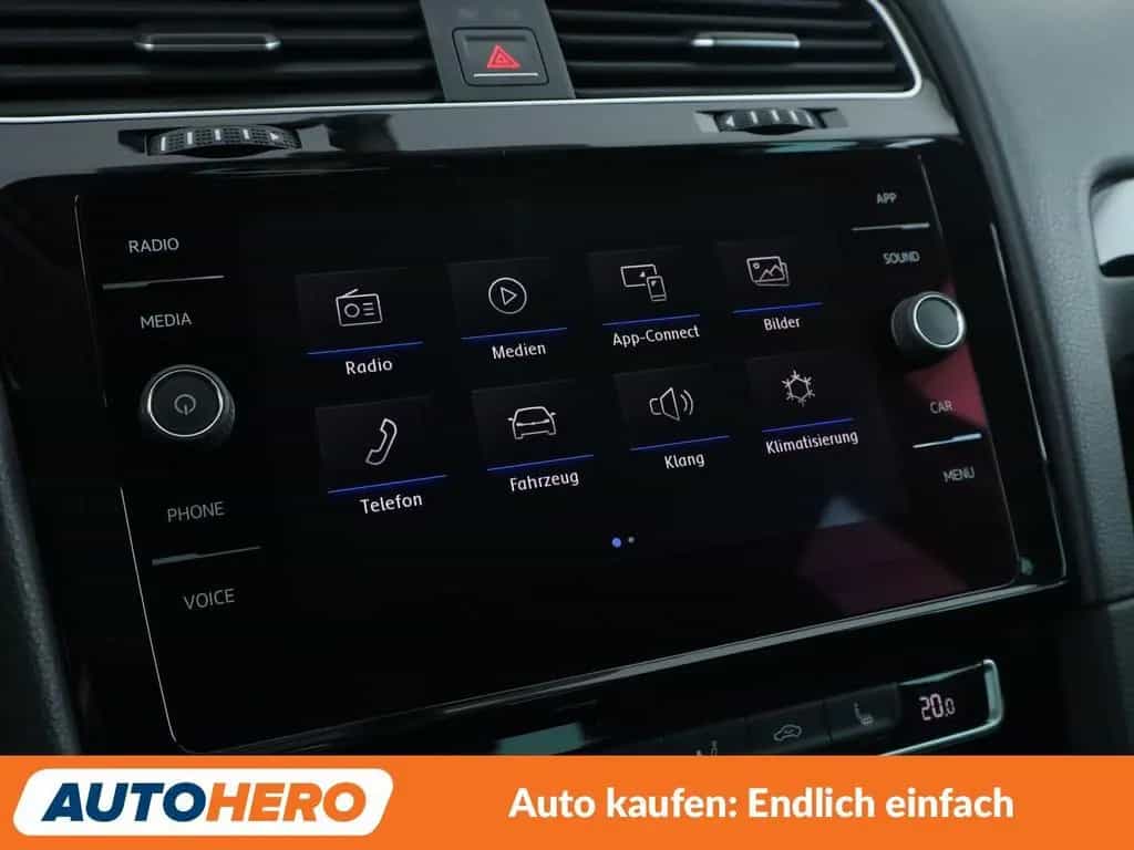 Volkswagen Golf VII 1.0 TSI Sound Aut.*CARPLAY*PDC*SHZ*ACC* 10/2017-photo-23