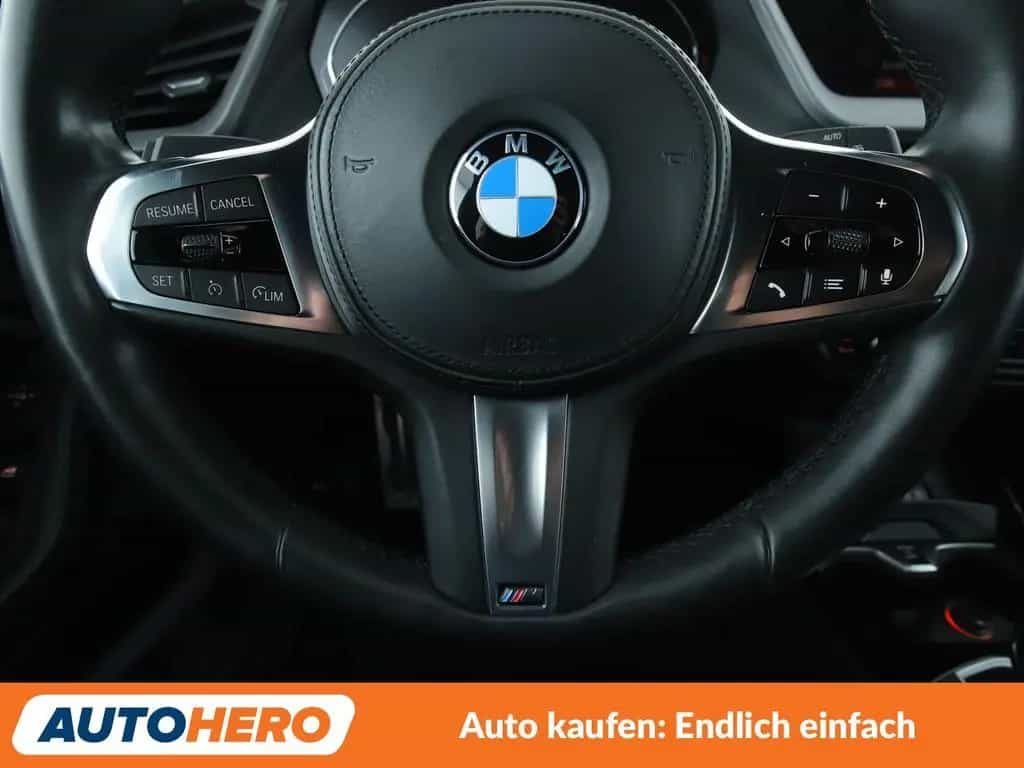 BMW 1 Series 118i M Sport Aut.*NAVI*LED*PDC*SHZ*ALU*TEMPO* 11/2019-photo-17