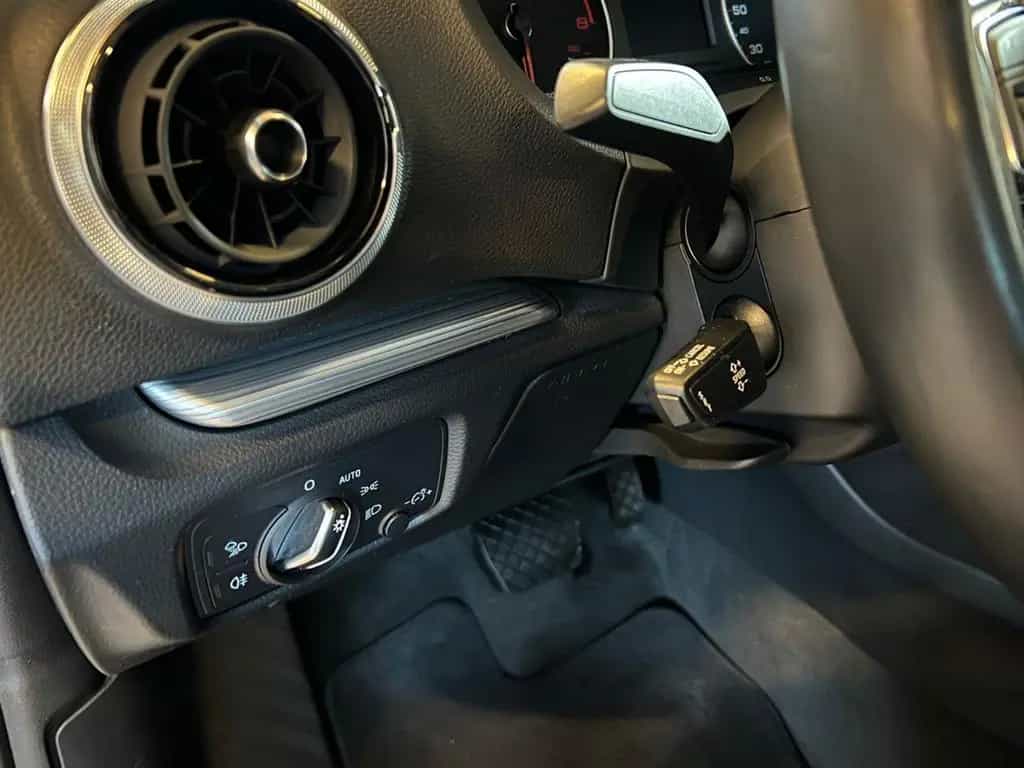 Audi A3 Sportback 35 TFSI sport-GARANTIE-FINANZIERUNG 12/2018-photo-17