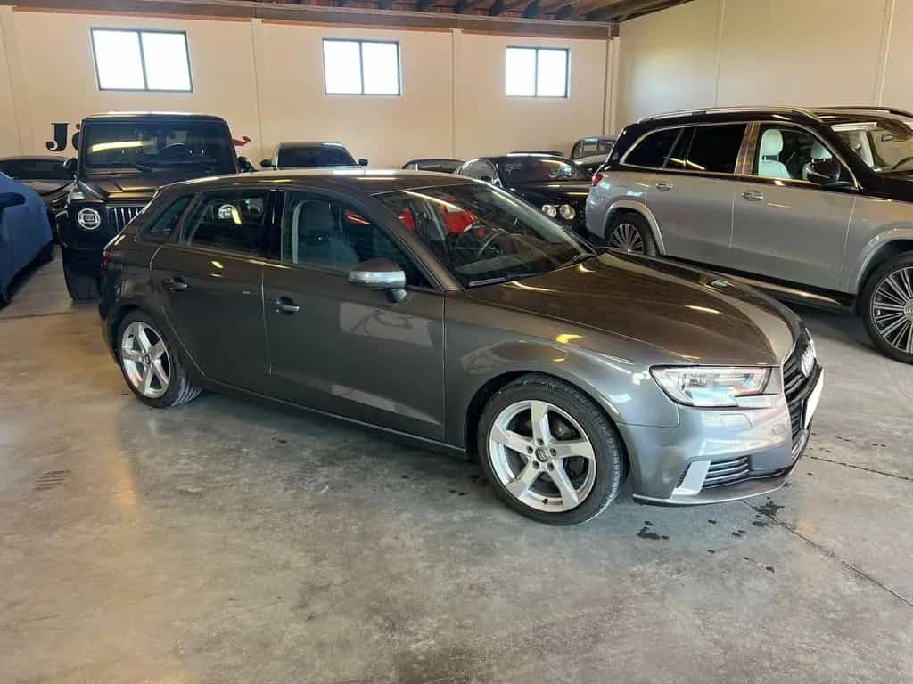 Audi A3 Sportback 35 TFSI sport-GARANTIE-FINANZIERUNG 12/2018-photo-2