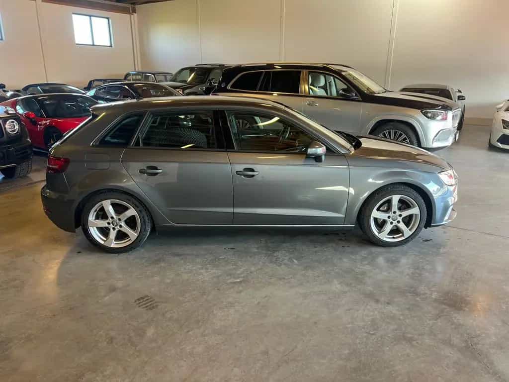 Audi A3 Sportback 35 TFSI sport-GARANTIE-FINANZIERUNG 12/2018-photo-3