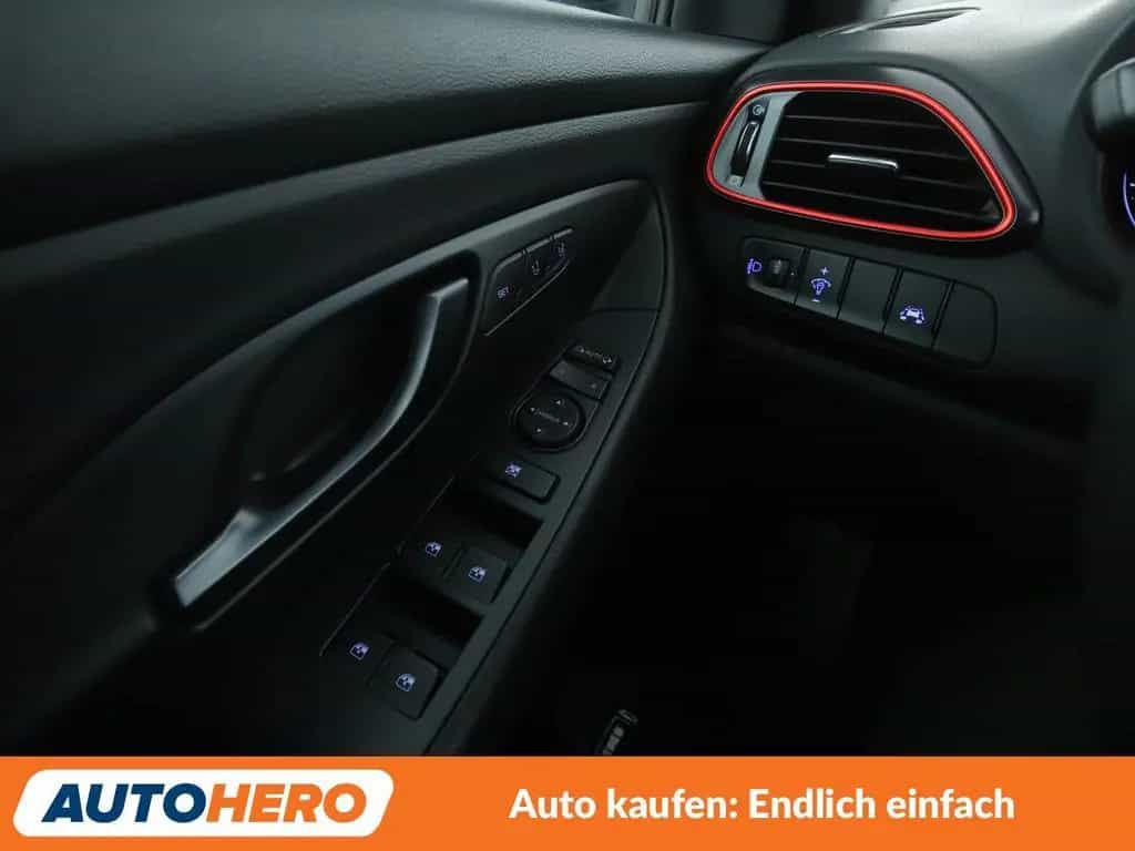 Hyundai i30 2.0 TGDI N Performance*NAVI*LED*TEMPO*CAM* 12/2019-photo-24