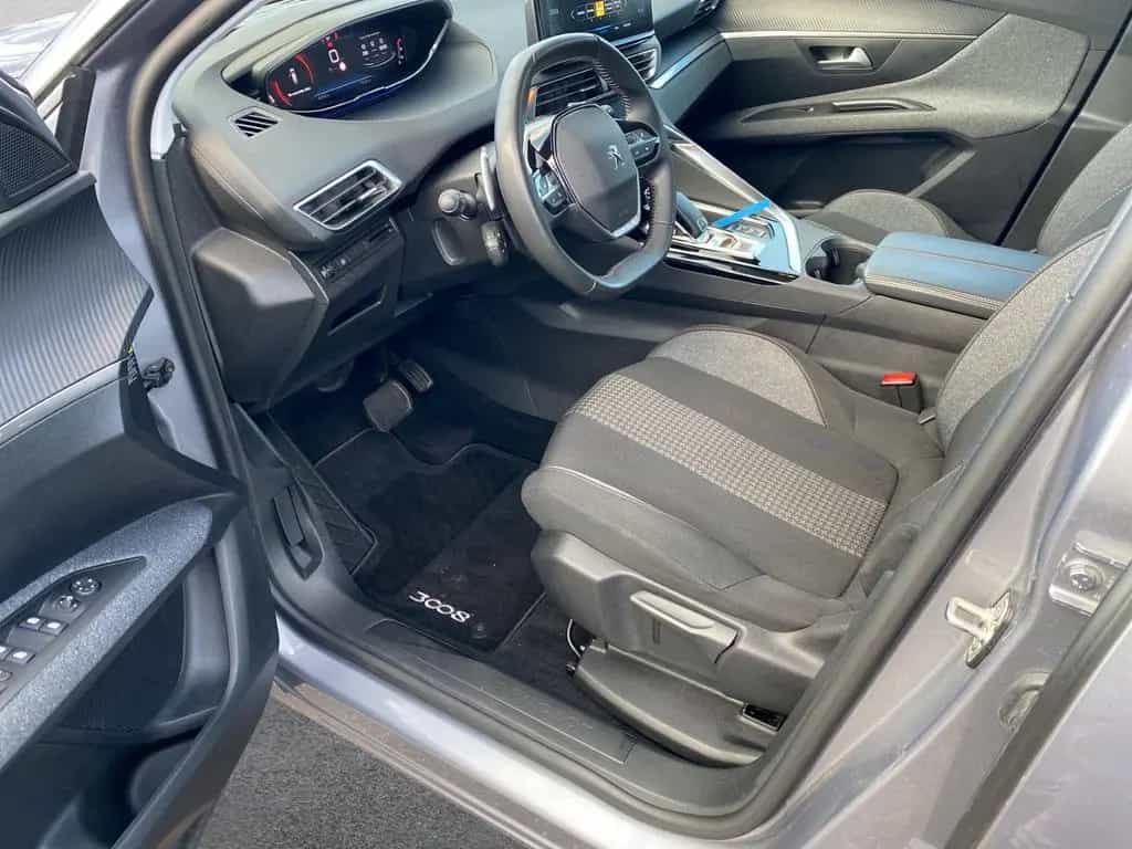 Peugeot 3008 Active Pack 1.2 PureTech 130 EAT8 EU6d dig 06/2022-photo-11