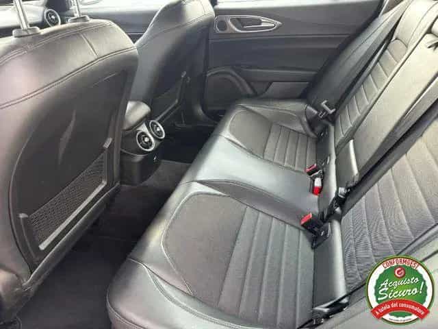 Alfa Romeo Giulia ROMEO Giulia 2.2 Turbodiesel 180 CV Super 08/2017-photo-10