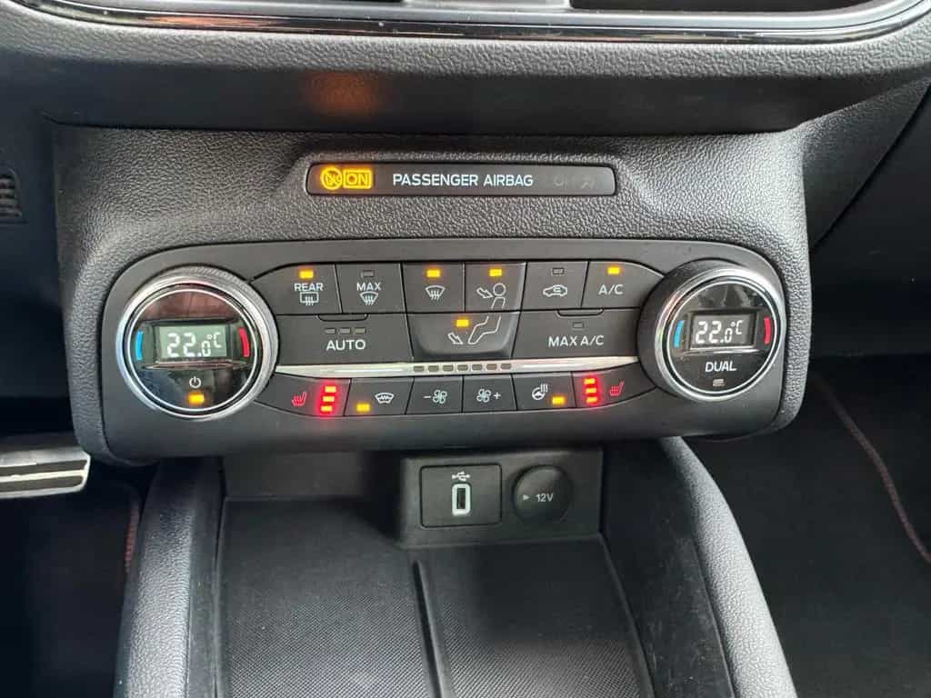 Ford Focus Turnier ST-Line 07/2019-photo-20