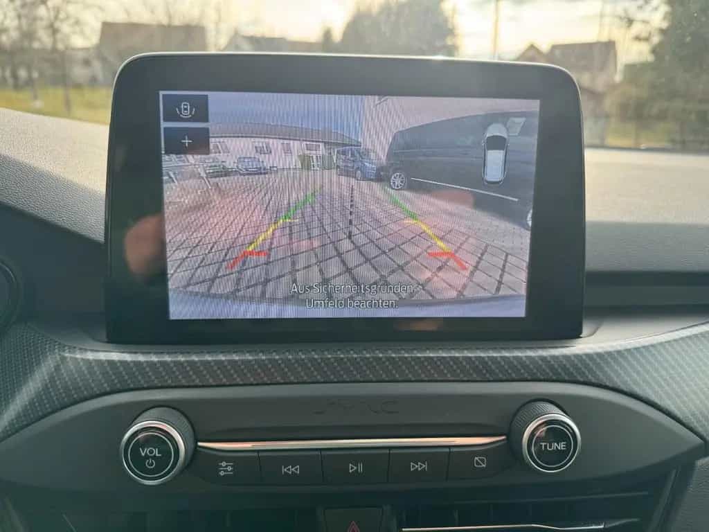 Ford Focus Turnier ST-Line 07/2019-photo-25