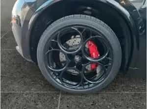 Alfa Romeo Stelvio Quadrifoglio Q4 null-photo-3