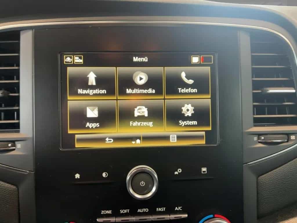 Renault Megane IV Grandtour 1.3 TCe 140 GPF Limited 07/2020-photo-11