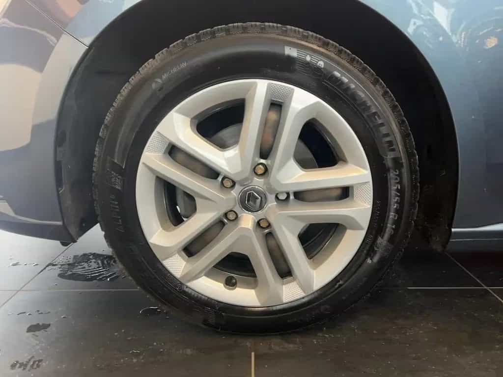 Renault Megane IV Grandtour 1.3 TCe 140 GPF Limited 07/2020-photo-19