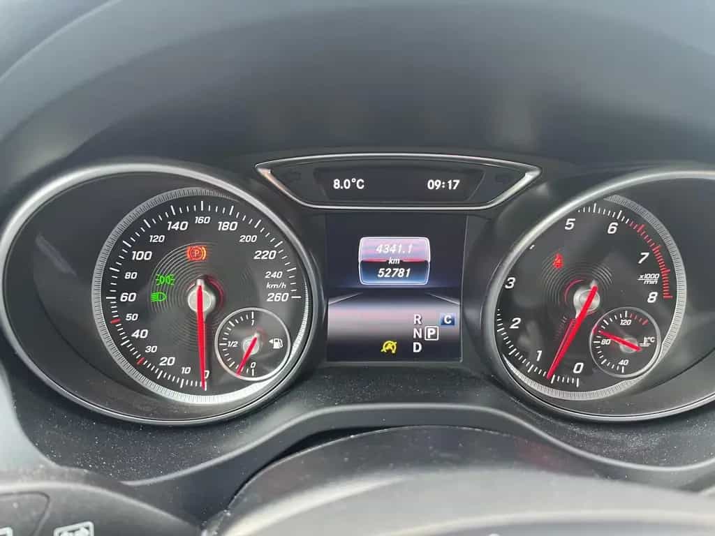 Mercedes-Benz GLA 250 19" Urban 4Matic AHK Kamera Navi 11/2018-photo-11