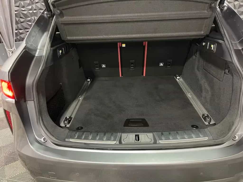Jaguar F-Pace F-PACE SVR AWD, LED, AHK, 22 Zoll 08/2019-photo-22