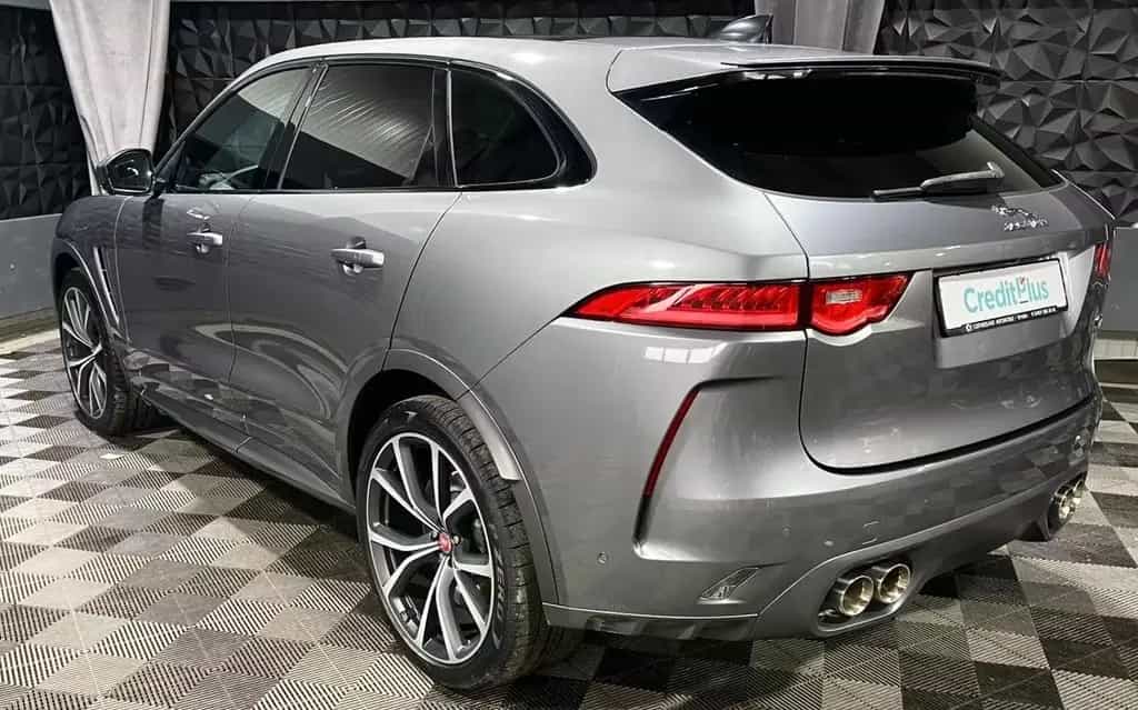 Jaguar F-Pace F-PACE SVR AWD, LED, AHK, 22 Zoll 08/2019-photo-4