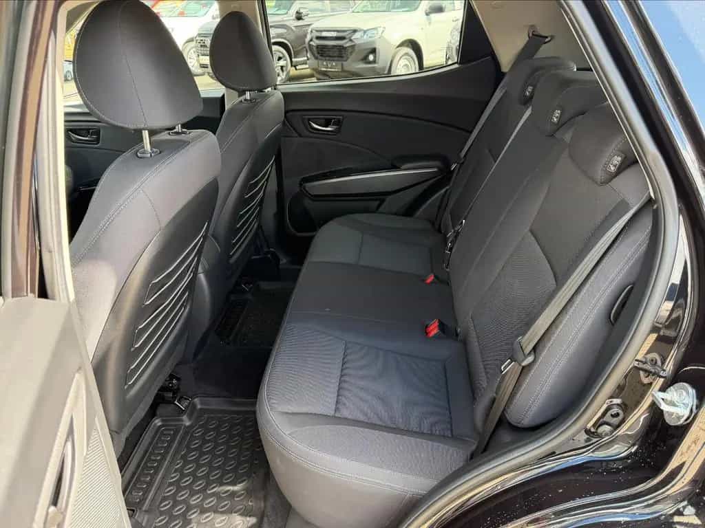 KGM Tivoli Amber 1.5 A/T | Sitzheizung 01/2024-photo-12