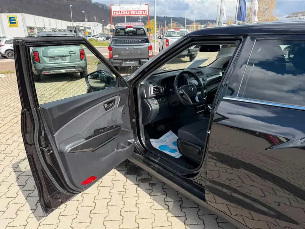 KGM Tivoli Amber 1.5 A/T | Sitzheizung 01/2024-photo-9