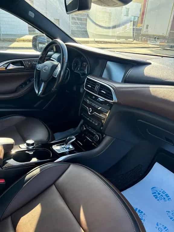 Infiniti QX30 *HU/AU NEU*Klimaautomatik*SHZ 07/2016-photo-11