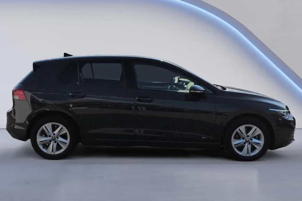 Volkswagen Golf VIII 1.0 eTSI DSG Life LED+ACC+APP+NAVI 02/2023-photo-5