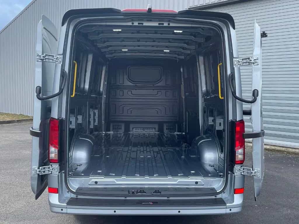 MAN TGE 3.200 L3H2 Kasten 4x4 Individual S ACC STHZ 03/2026-photo-9