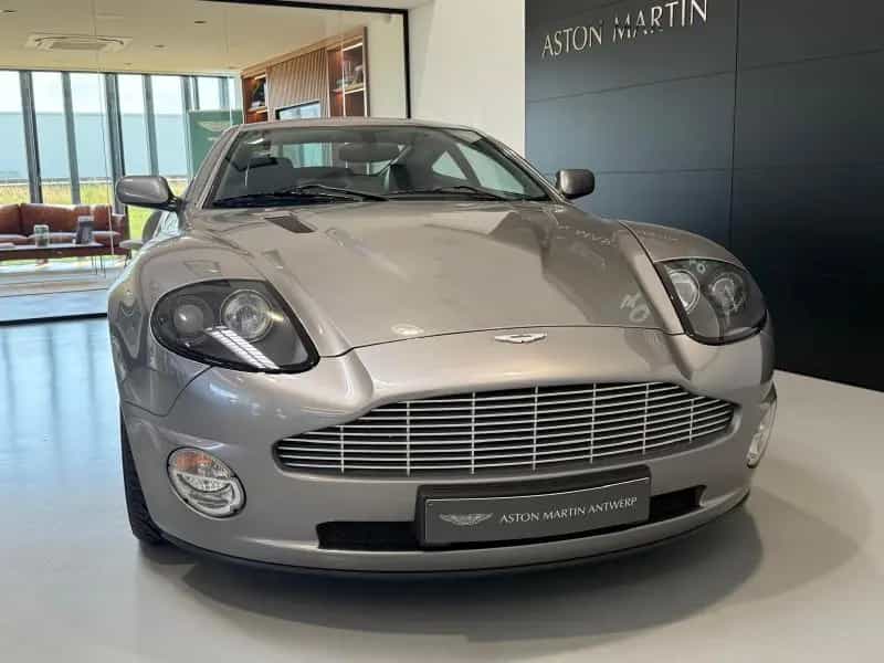 Aston Martin Vanquish V12 Vanquish First Generation 09/2005-photo-1