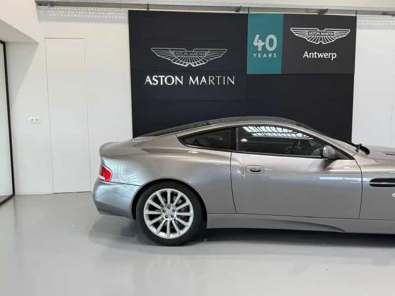 Aston Martin Vanquish V12 Vanquish First Generation 09/2005-photo-10