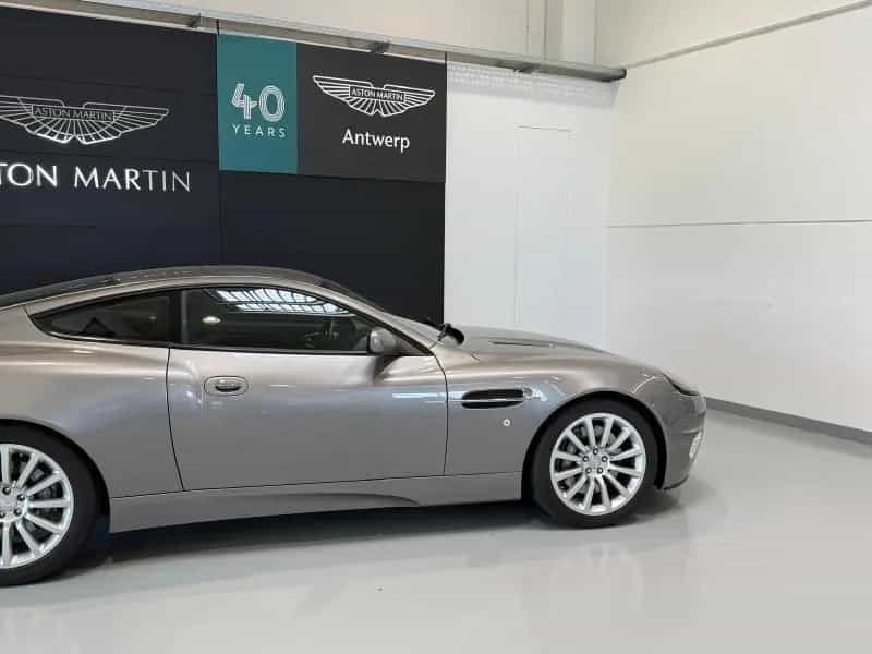 Aston Martin Vanquish V12 Vanquish First Generation 09/2005-photo-11