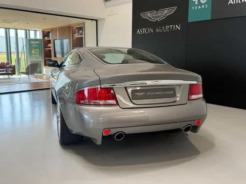 Aston Martin Vanquish V12 Vanquish First Generation 09/2005-photo-4