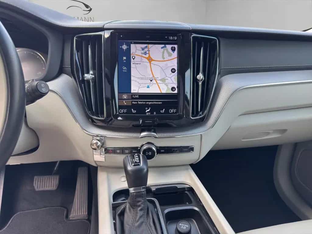 Volvo XC60 D4 Inscription 1.HAND/TOP-ZUSTAND 06/2018-photo-11