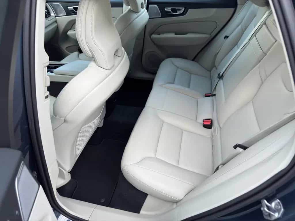 Volvo XC60 D4 Inscription 1.HAND/TOP-ZUSTAND 06/2018-photo-12