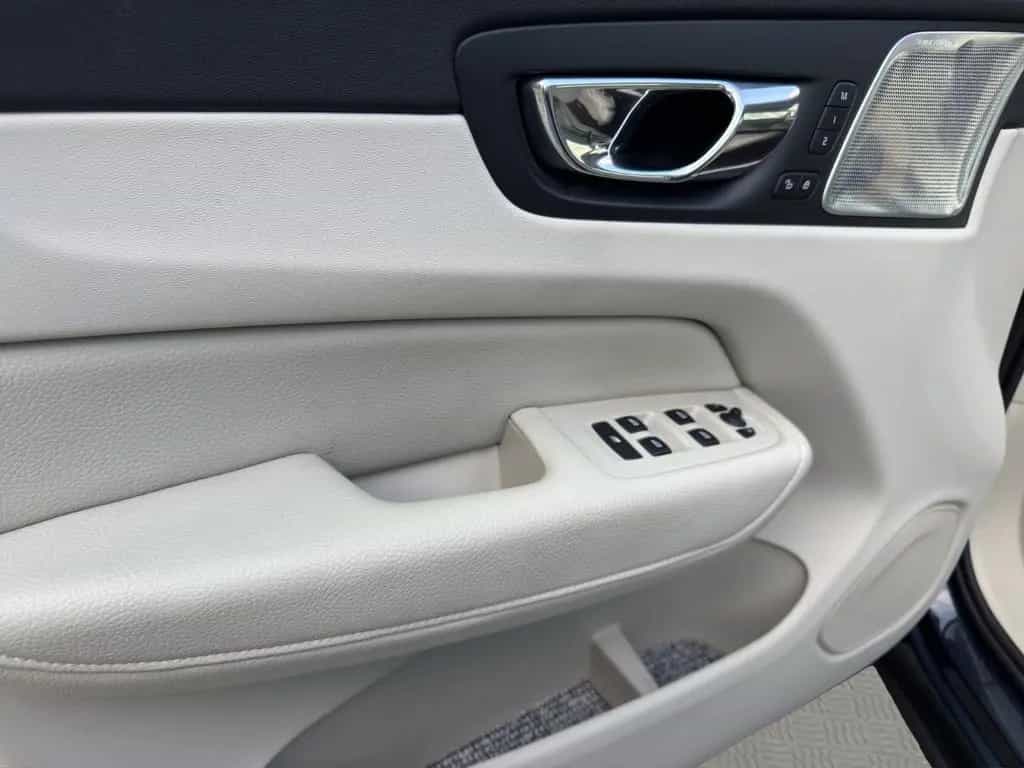 Volvo XC60 D4 Inscription 1.HAND/TOP-ZUSTAND 06/2018-photo-13