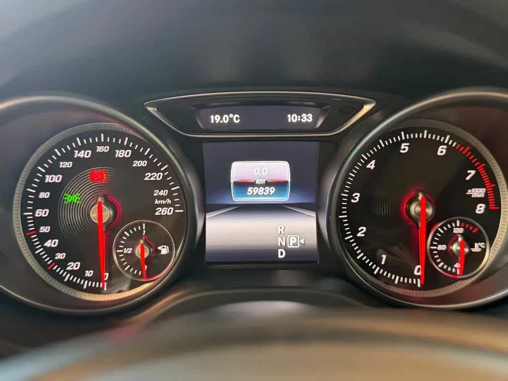 Mercedes-Benz GLA 200 AMG Nightfall P-SHD Rü-Ka LED TWA 12/2019-photo-18