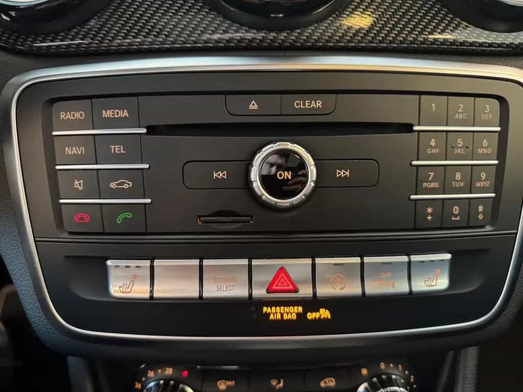 Mercedes-Benz GLA 200 AMG Nightfall P-SHD Rü-Ka LED TWA 12/2019-photo-22