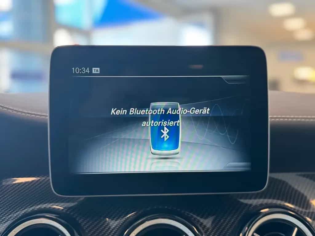 Mercedes-Benz GLA 200 AMG Nightfall P-SHD Rü-Ka LED TWA 12/2019-photo-25
