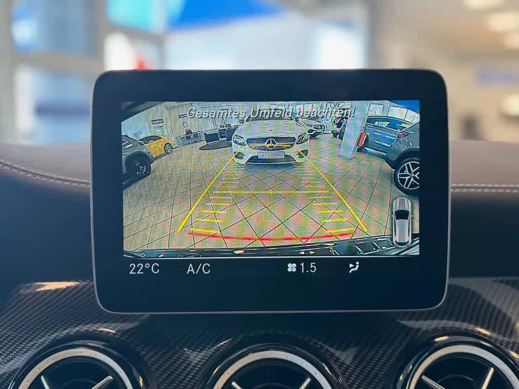 Mercedes-Benz GLA 200 AMG Nightfall P-SHD Rü-Ka LED TWA 12/2019-photo-26