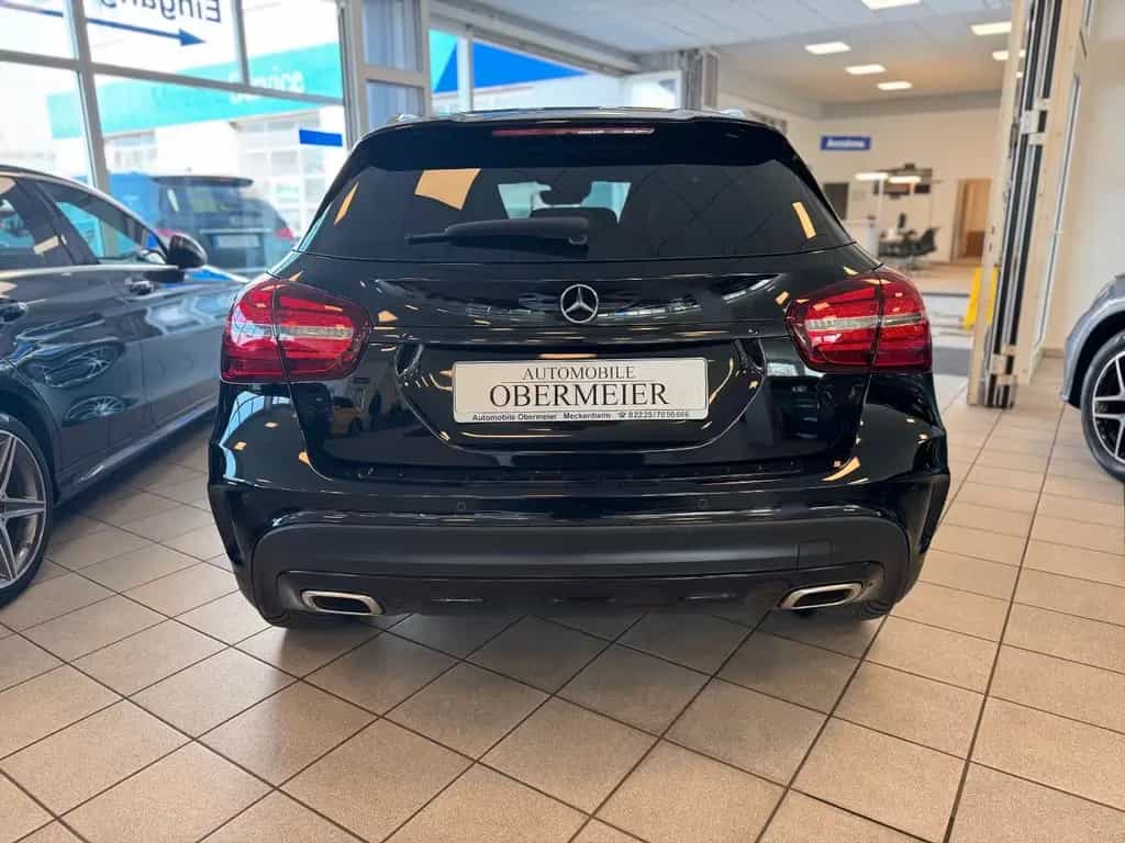 Mercedes-Benz GLA 200 AMG Nightfall P-SHD Rü-Ka LED TWA 12/2019-photo-4