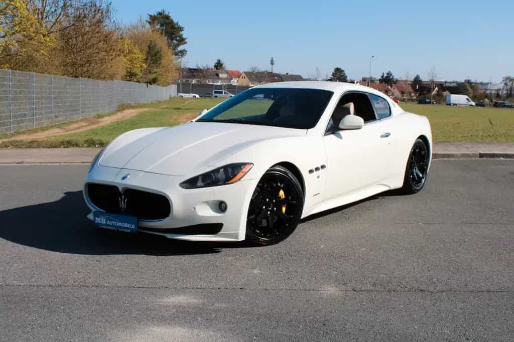 Maserati Granturismo 4.7 V8 S Automatik MC-Line Carbon 01/2012-photo-0