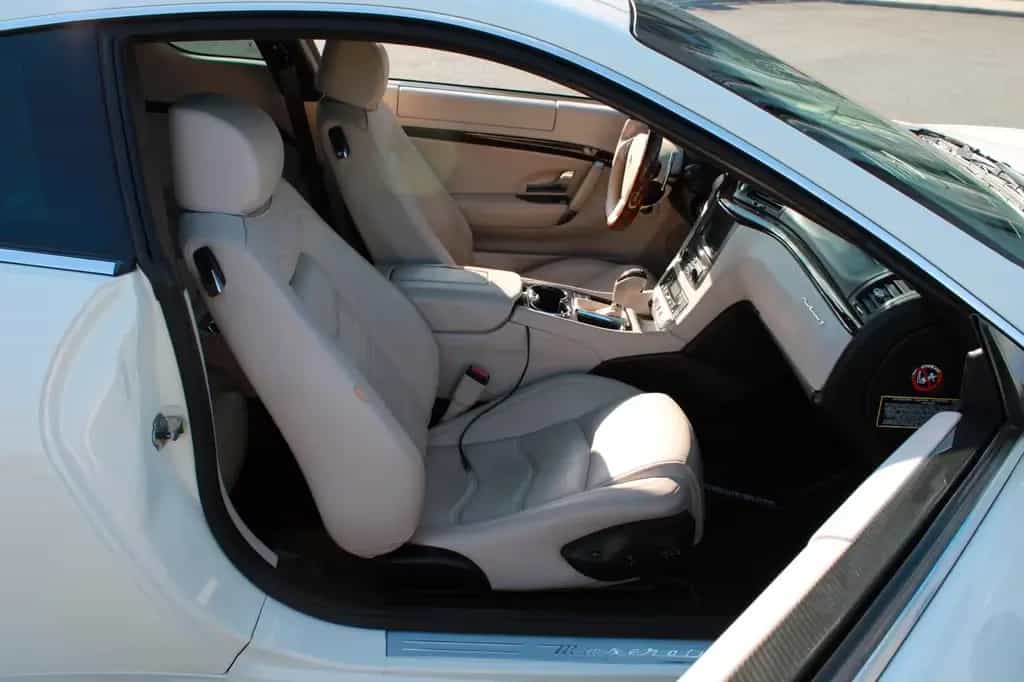 Maserati Granturismo 4.7 V8 S Automatik MC-Line Carbon 01/2012-photo-13