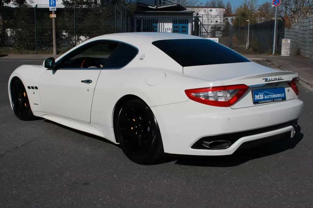Maserati Granturismo 4.7 V8 S Automatik MC-Line Carbon 01/2012-photo-6