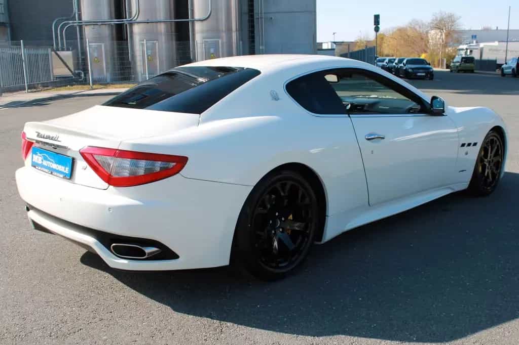 Maserati Granturismo 4.7 V8 S Automatik MC-Line Carbon 01/2012-photo-8